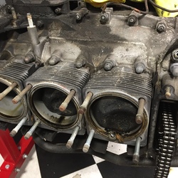 1982 Porsche 911 Cylinder Head Removal